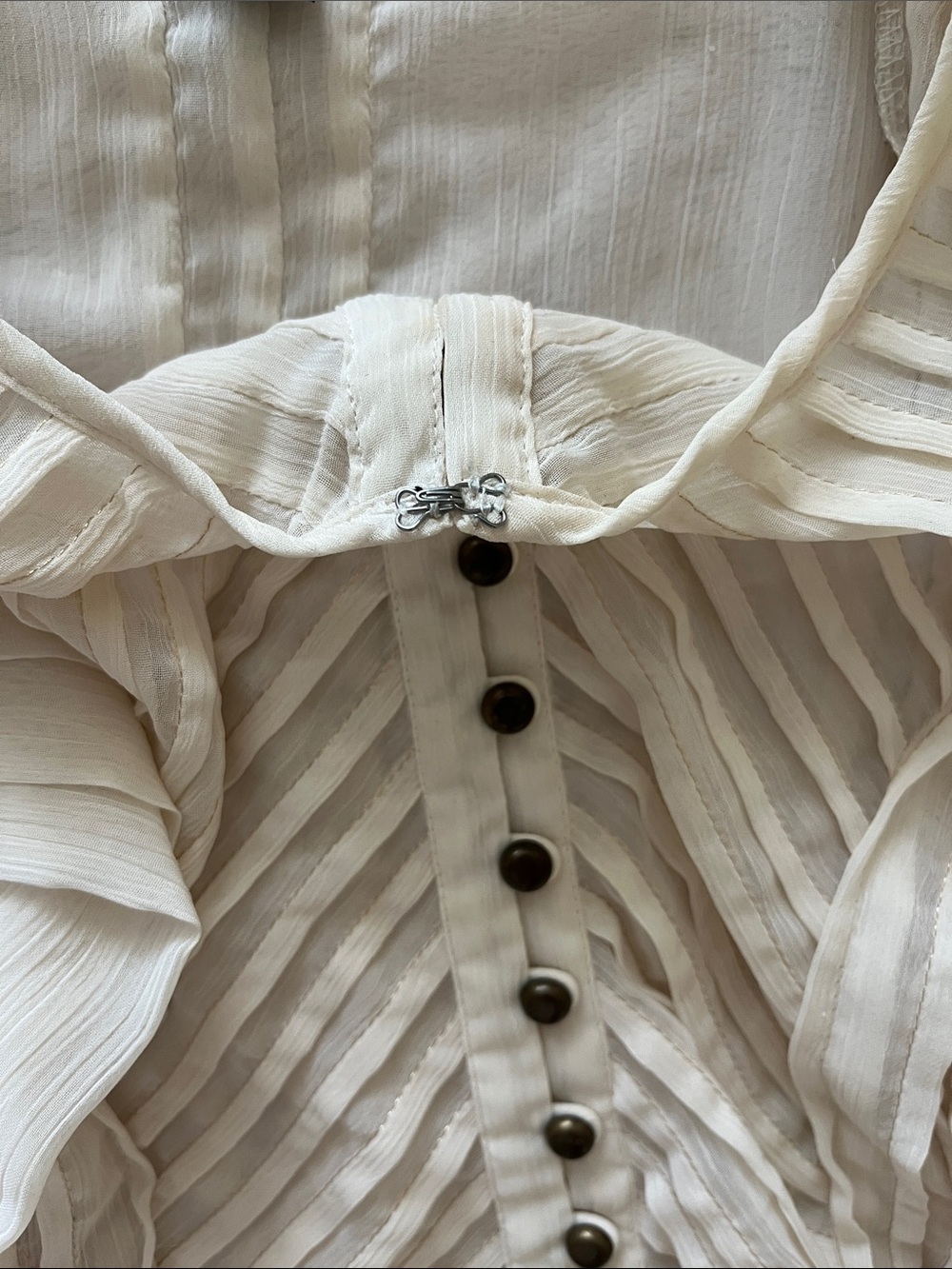 Women’s Rampage Blouse - Picture 12 of 12